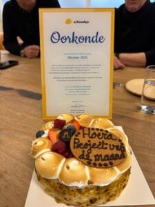 Taart en oorkonde